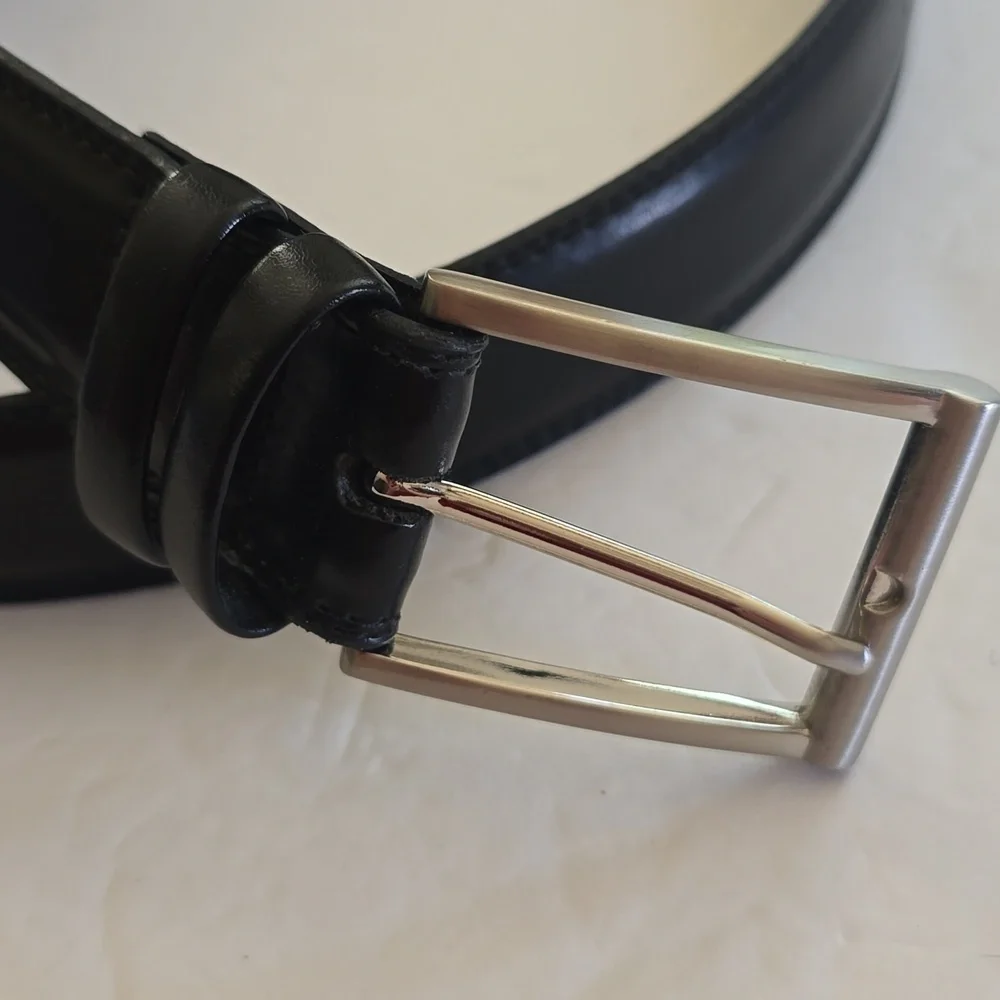 Mens Black Leather Silver Buckle Belt New! Sz.38